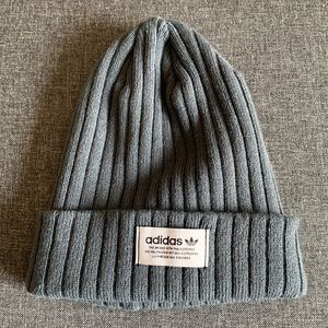 💛 3 for $15 Adidas beanie